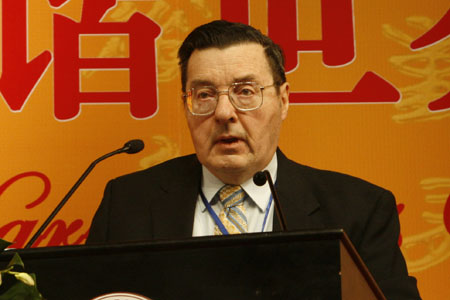 美国乔治敦大学教授魏若望参加世界汉学大会2007主题讨论